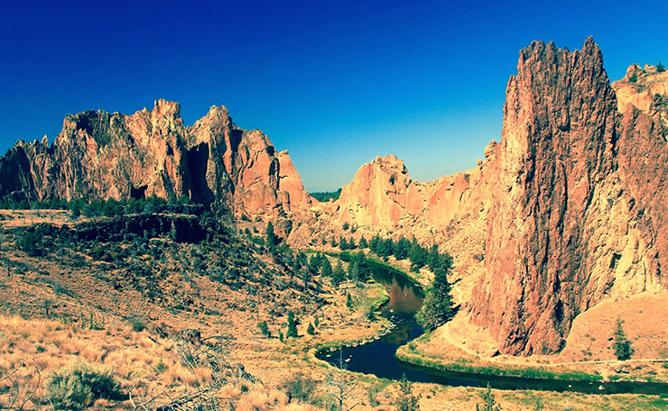 Smith Rocks Hiking